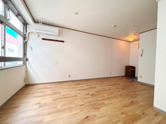 物件内観写真10　(居室)