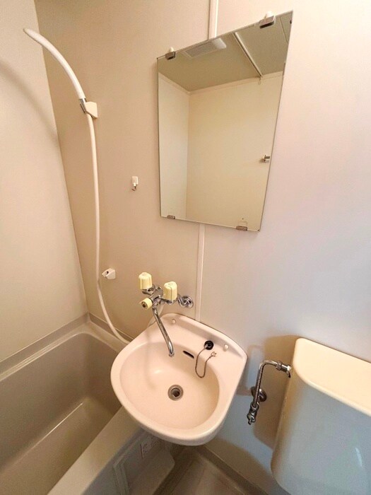 物件内観写真15　(洗面)