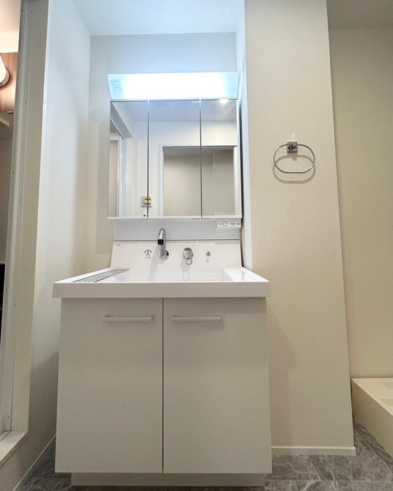 物件内観写真6　(洗面)