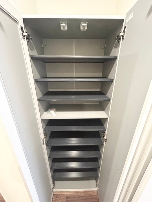 物件内観写真11　(靴箱)