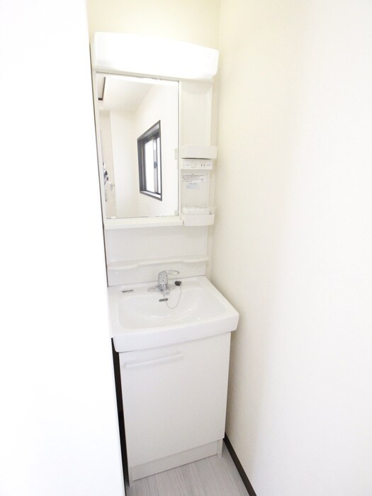 物件内観写真11　(洗面)