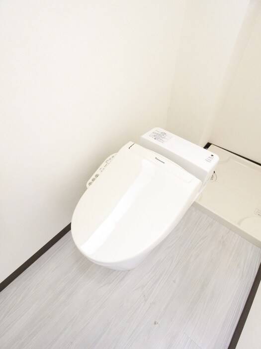 物件内観写真12　(トイレ)