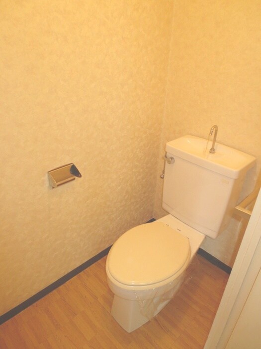 物件内観写真10　(トイレ)