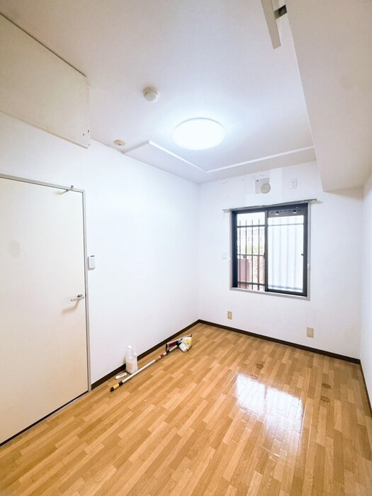 物件内観写真10　(居室)