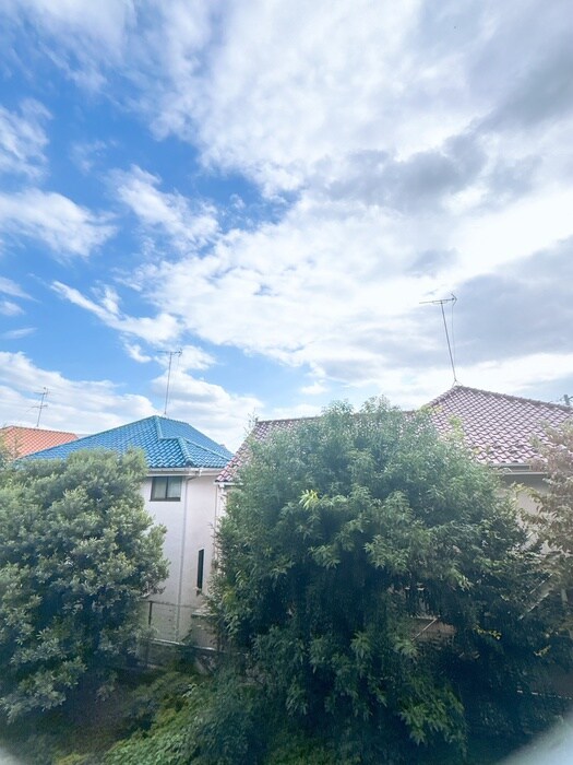 物件内観写真15　(室内からの展望)