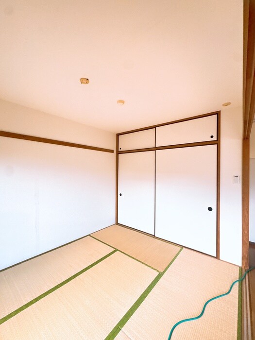 物件内観写真21　(居室)