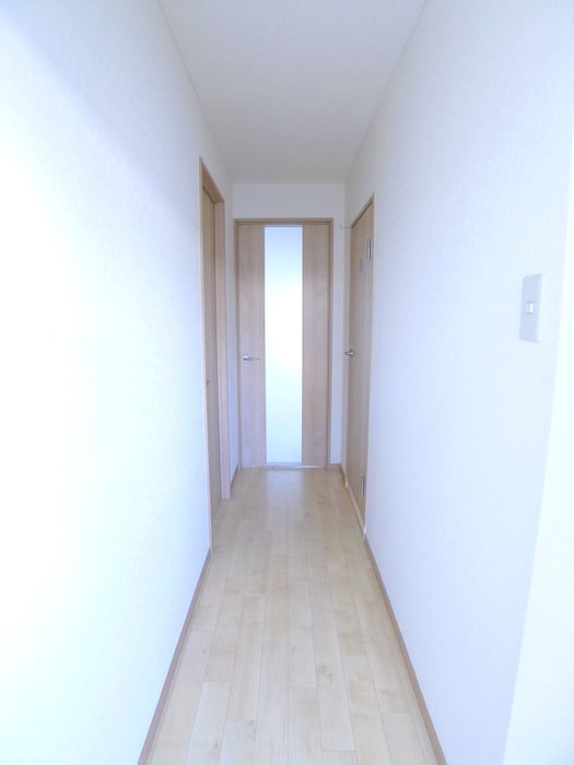 物件内観写真9　(廊下)