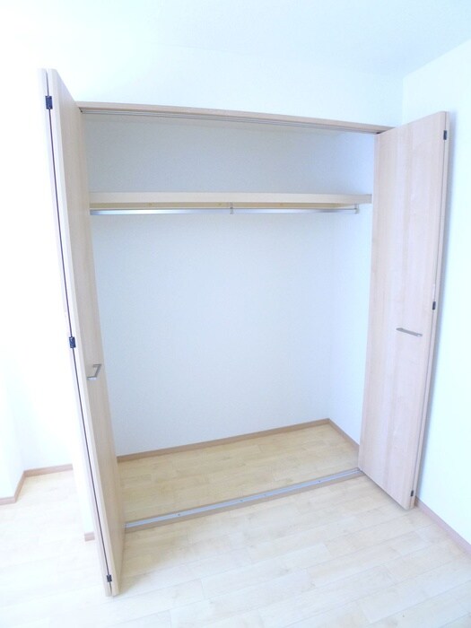 物件内観写真21　(収納)