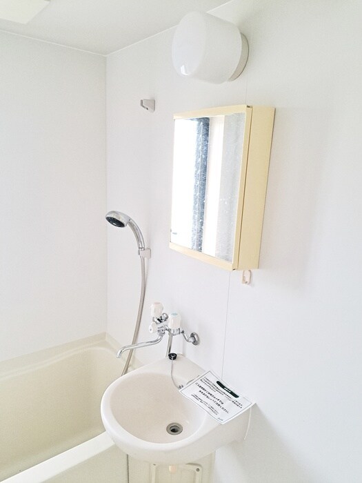 物件内観写真12　(洗面)