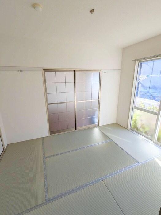 物件内観写真9　(居室)