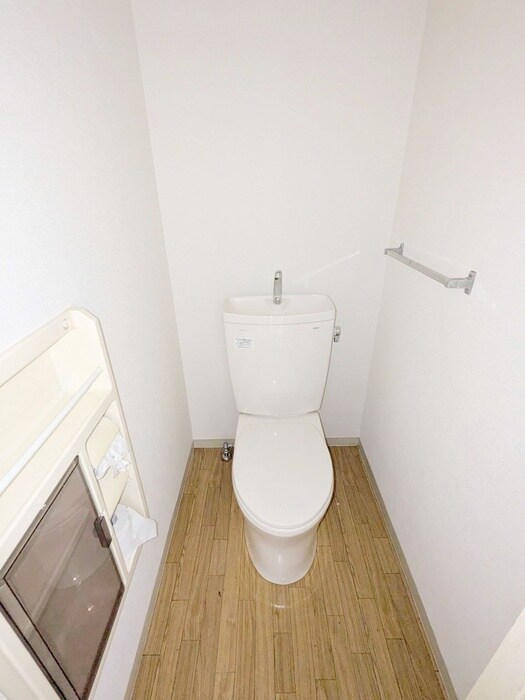 物件内観写真13　(トイレ)