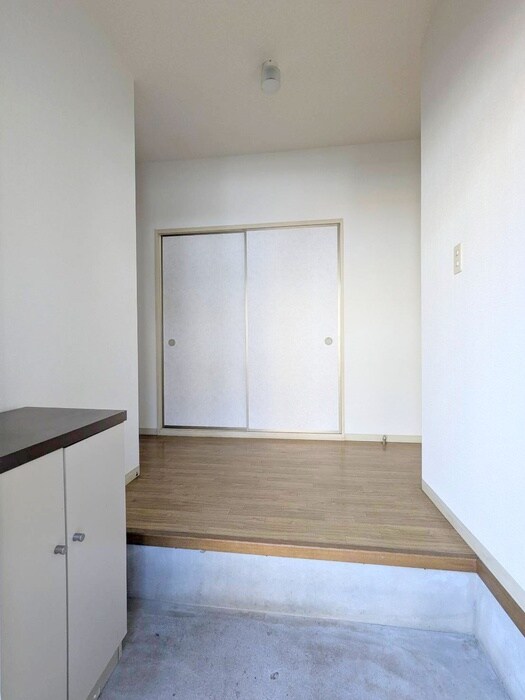 物件内観写真20　(玄関)