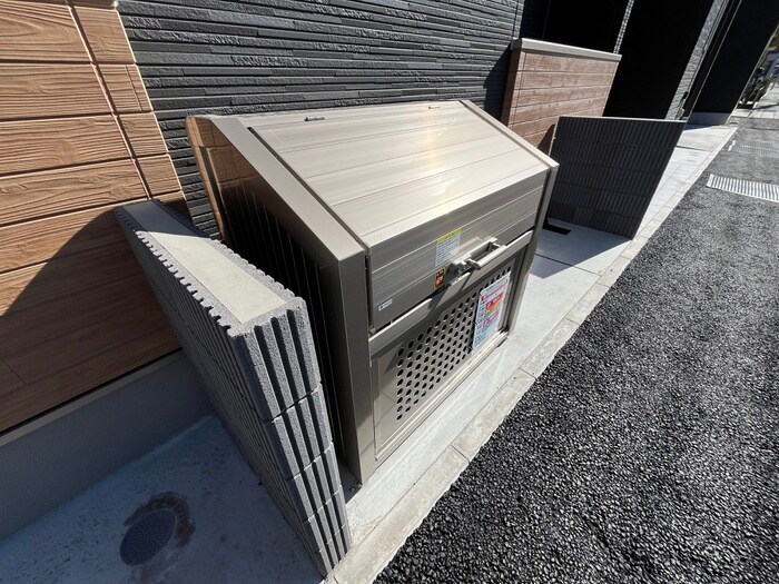 物件外観写真3　(建物設備)