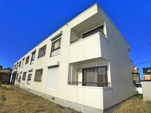 第二サンハイツコイヌマ外観写真