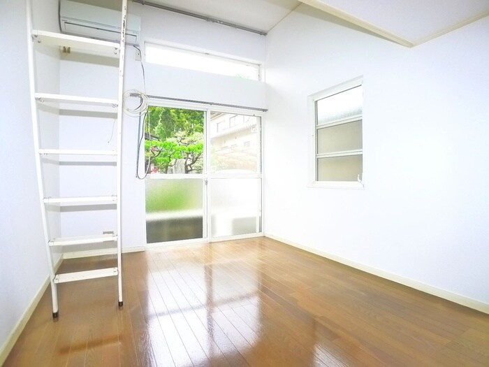 物件内観写真10　(居室)