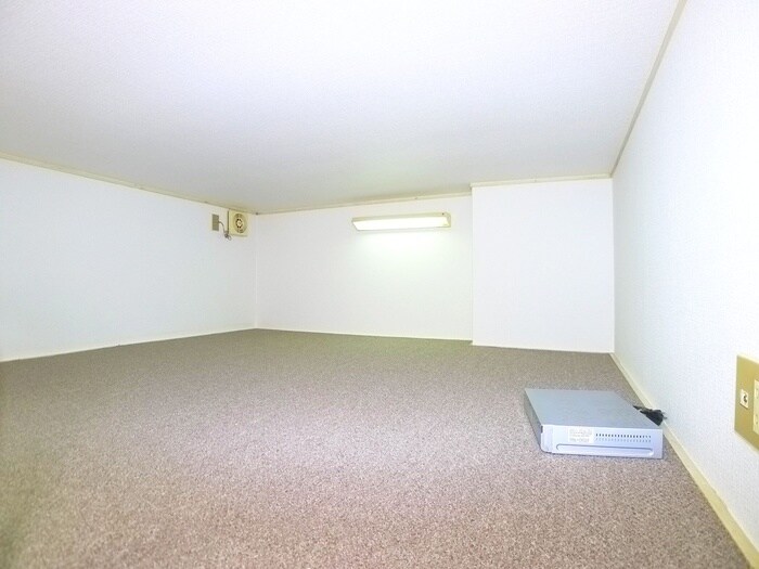 物件内観写真11　(ロフト)