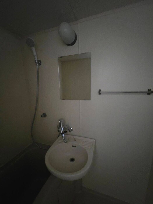 物件内観写真11　(洗面)