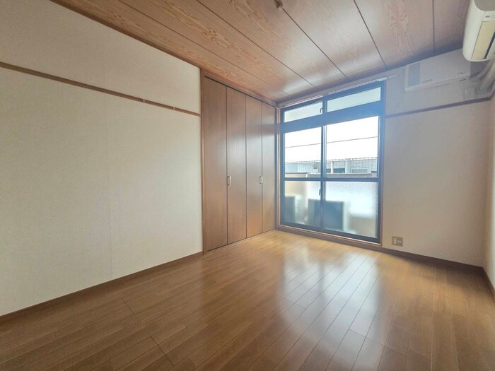 物件内観写真21　(居室)