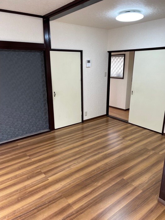 石田様方貸家の居室