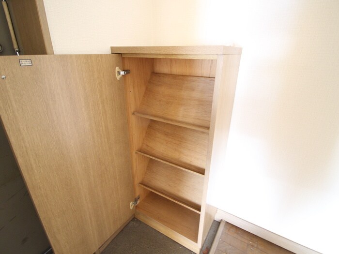 物件内観写真17　(靴箱)