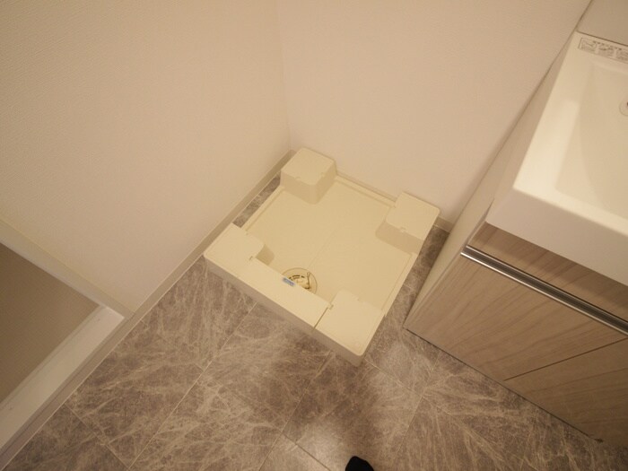 物件内観写真15　(洗濯機置場)