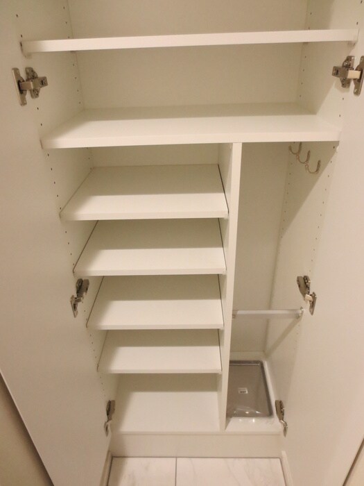 物件内観写真13　(靴箱)