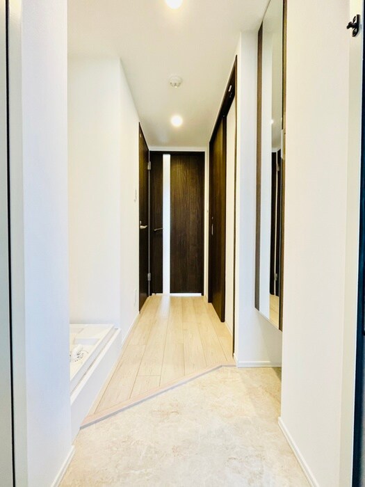 物件内観写真17　(玄関)