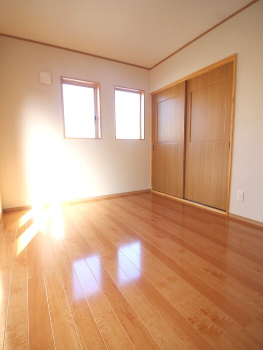 物件内観写真5　(居室)