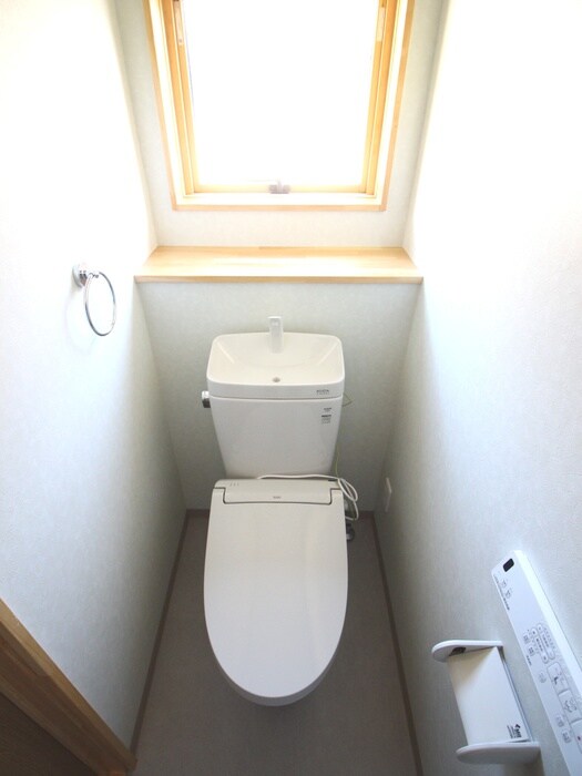 物件内観写真14　(トイレ)