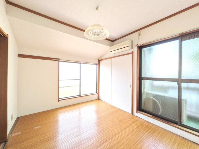 物件内観写真7　(居室)