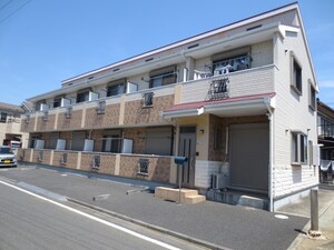 シルヴァンスクエア外観写真