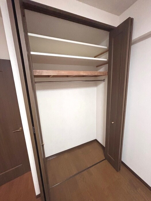 物件内観写真11　(収納)