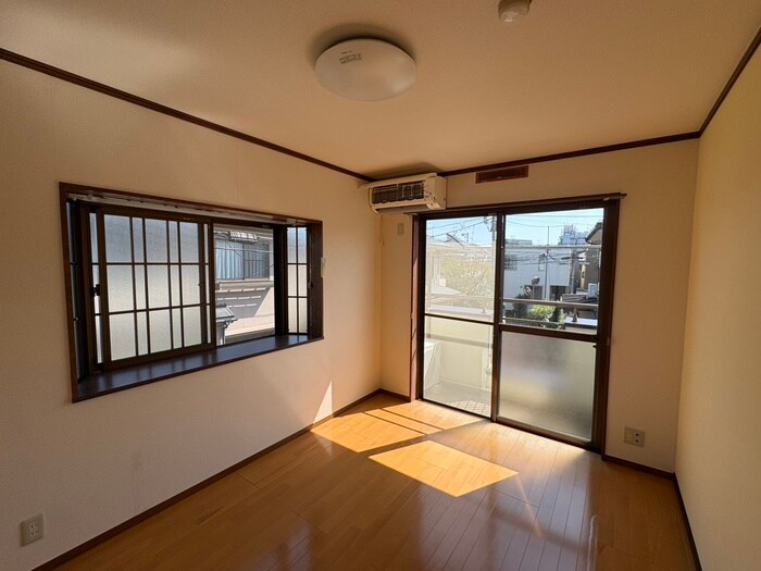 物件内観写真8　(居室)