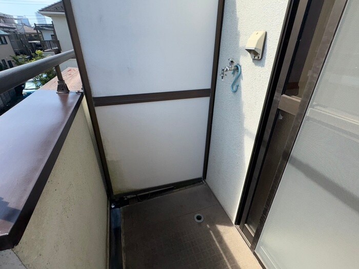 物件内観写真14　(洗濯機置場)