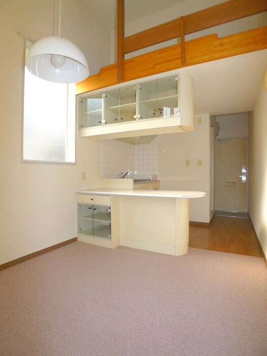 物件内観写真8　(居室)