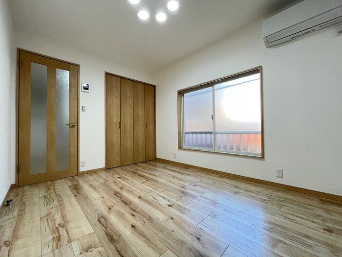 物件内観写真7　(居室)