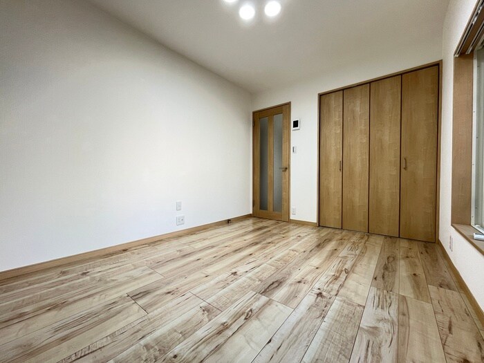 物件内観写真8　(居室)