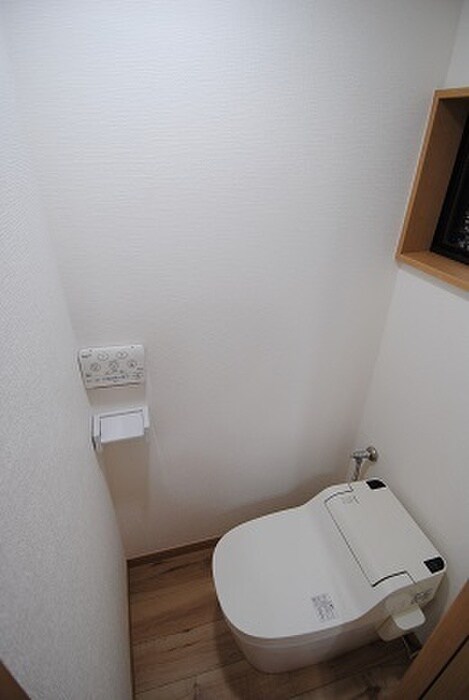 物件内観写真13　(トイレ)