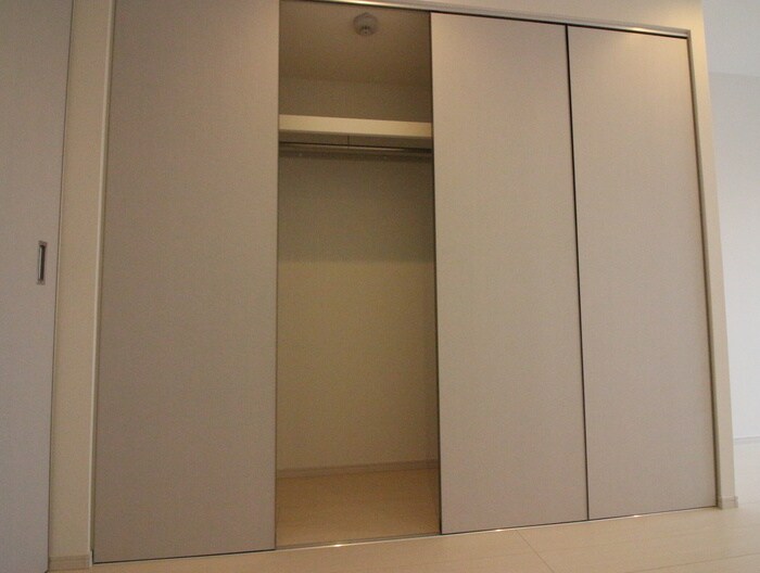 物件内観写真7　(収納)