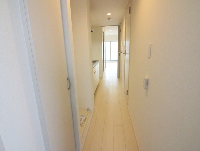 物件内観写真13　(廊下)