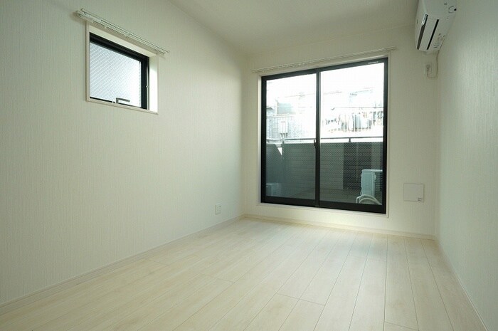 物件内観写真12　(ベランダ・バルコニー)