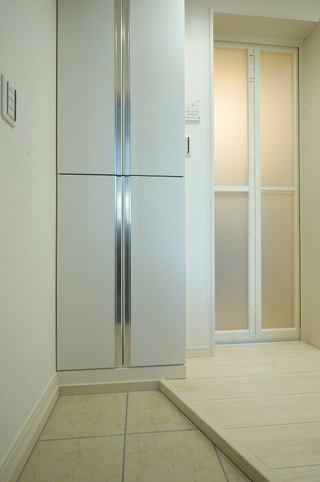 物件内観写真18　(玄関)