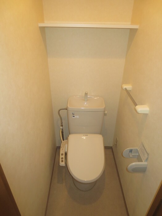 物件内観写真9　(トイレ)
