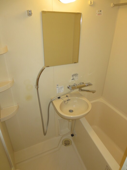 物件内観写真10　(バス／シャワールーム等)