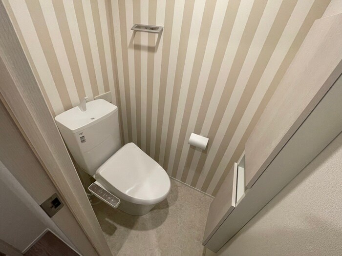 物件内観写真13　(トイレ)