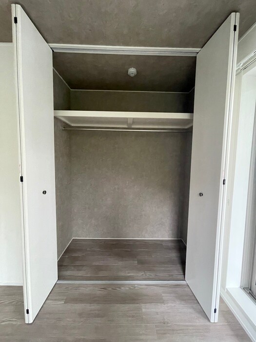 物件内観写真15　(収納)