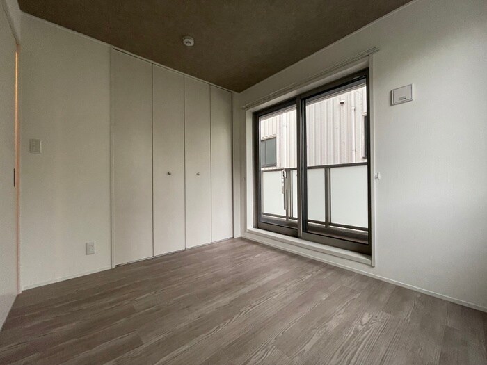 物件内観写真19　(室内からの展望)