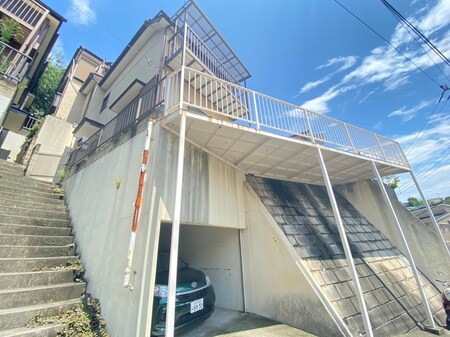 保土ケ谷南ヒナ段貸家外観写真