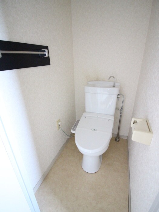 物件内観写真9　(トイレ)