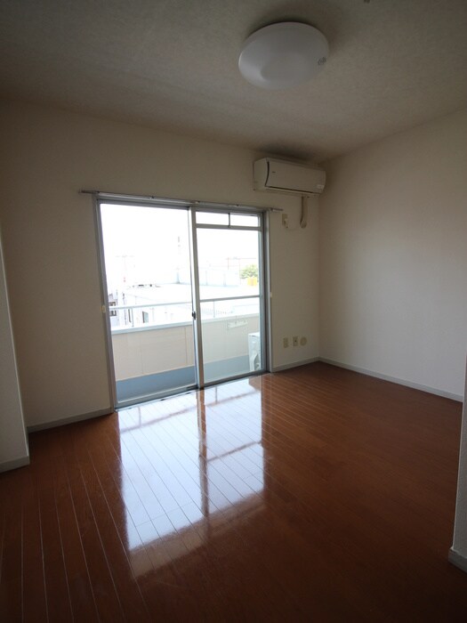 物件内観写真15　(居室)